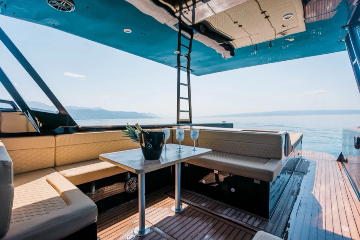 Colnago 35 Open deck boat for premium Adriatic charters, Nini Tours, photo 4 of 14