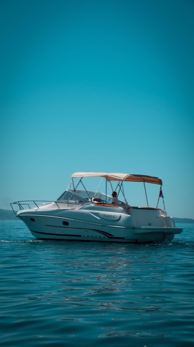 Jeanneau Leader 805 private boat for island tours near Split, Croatia, photo 6 of 10