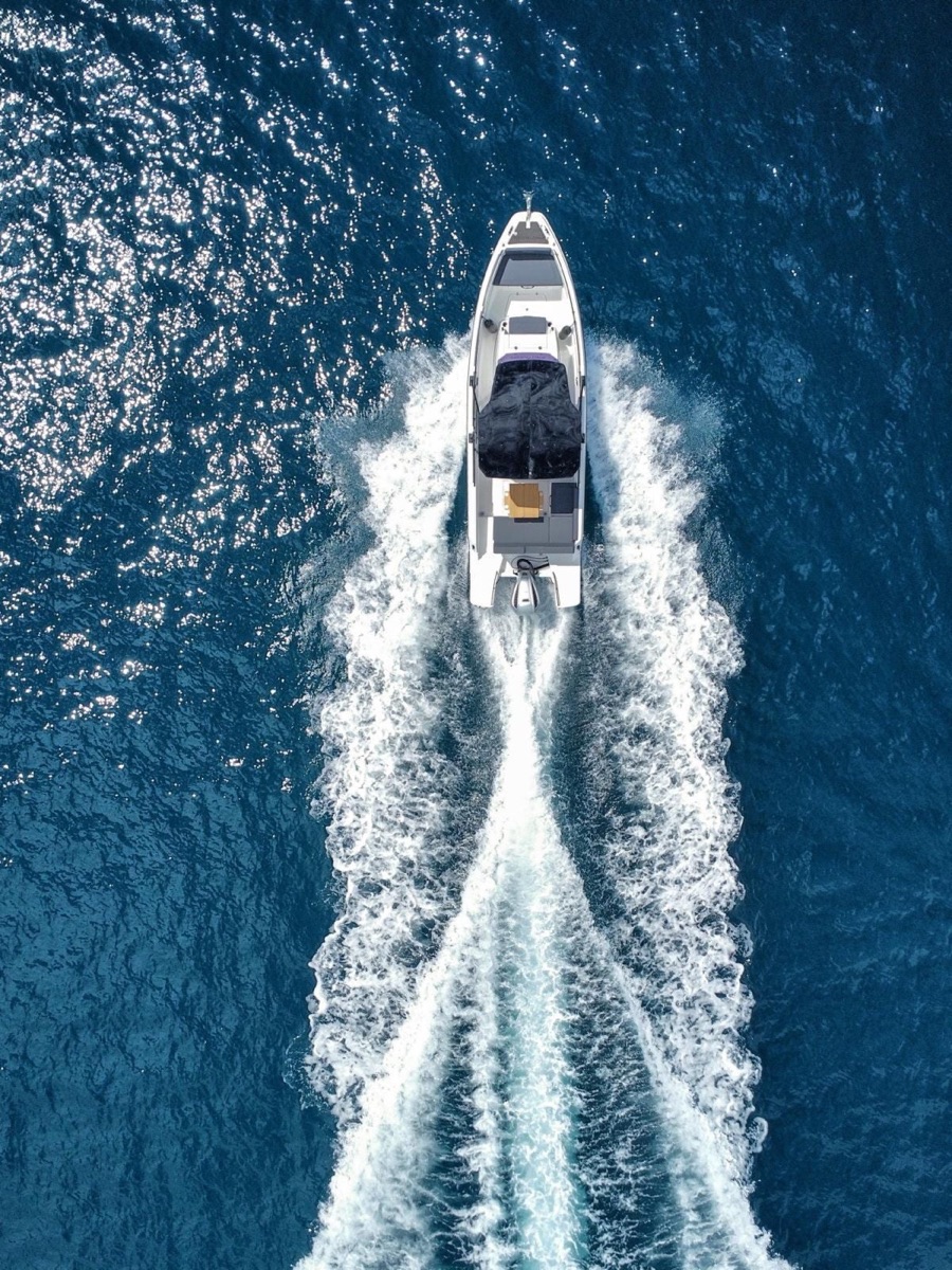 Protagon 25 open speedboat for private Adriatic day tours from Split, photo 3 of 6