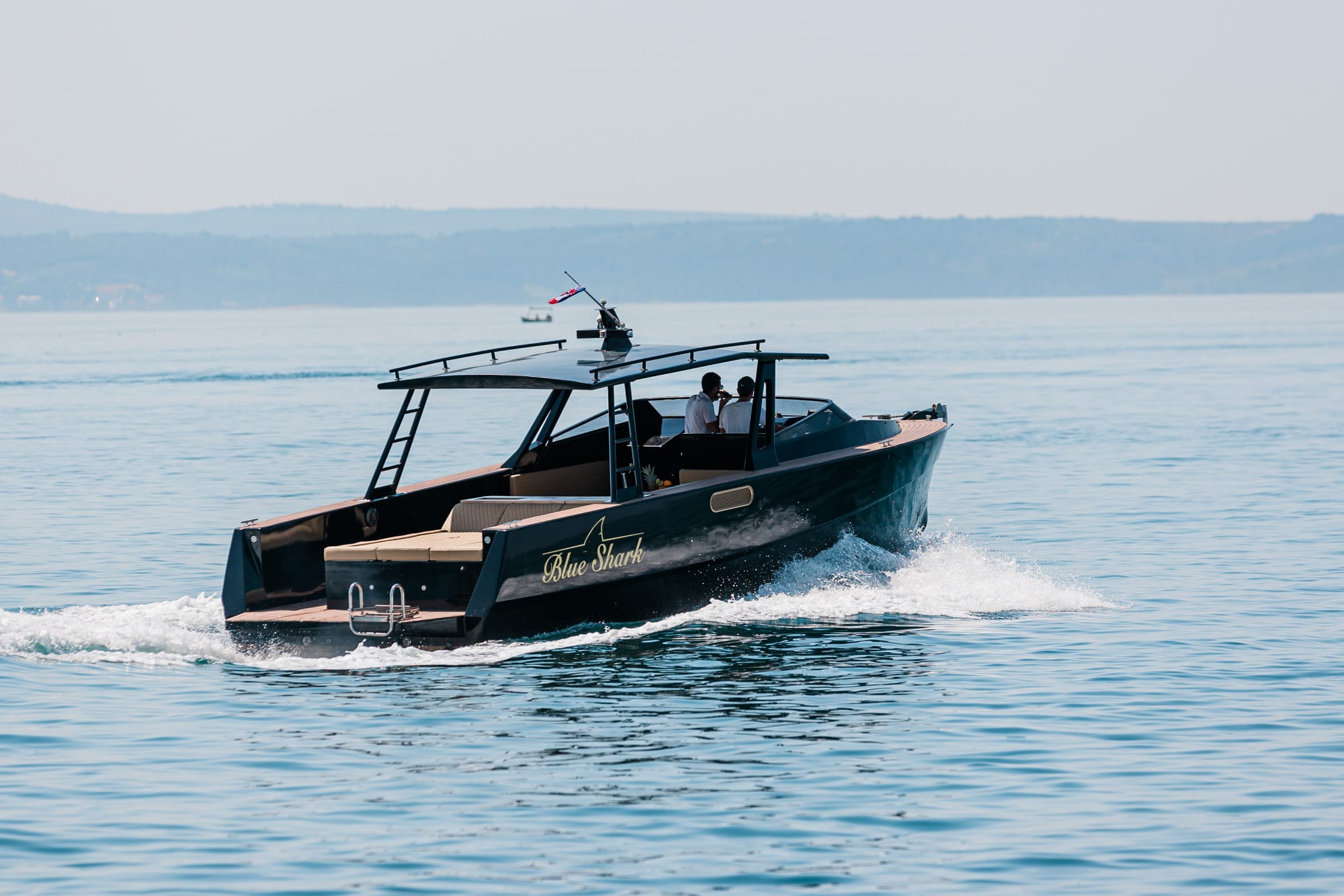 Colnago 35 Open private boat for island tours