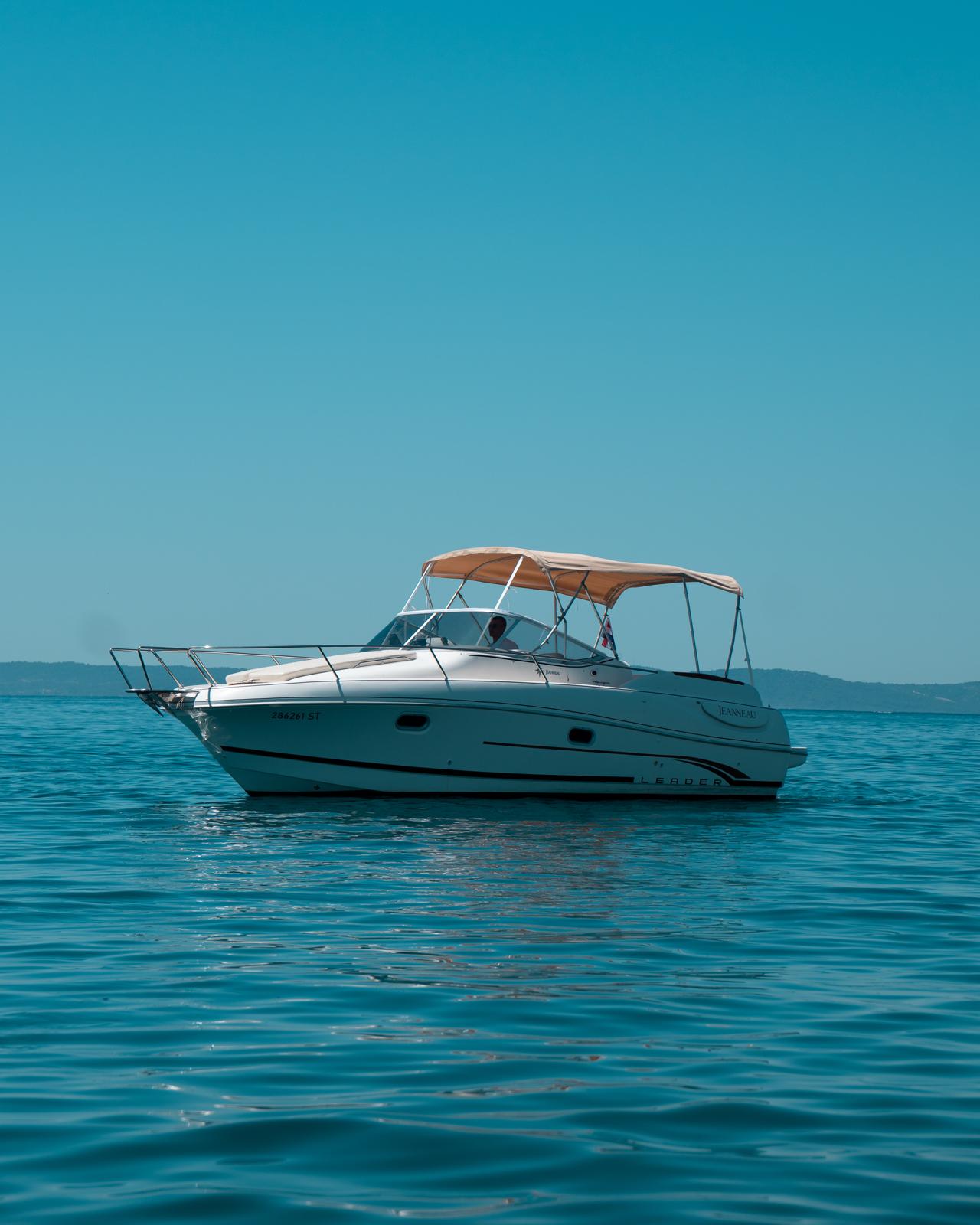 Jeanneau Leader 805